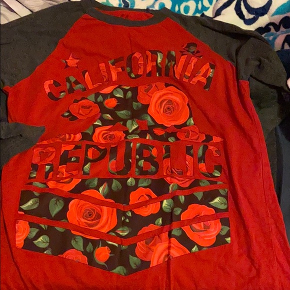 T-shirt - Picture 1 of 1